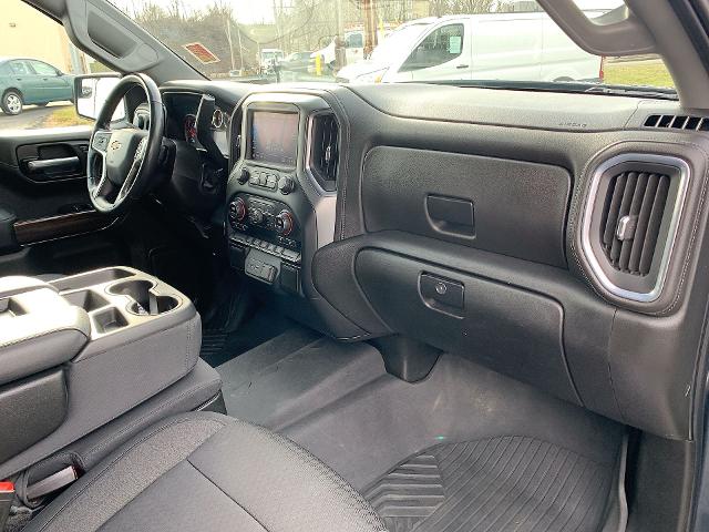 2020 Chevrolet Silverado 1500 Vehicle Photo in MOON TOWNSHIP, PA 15108-2571