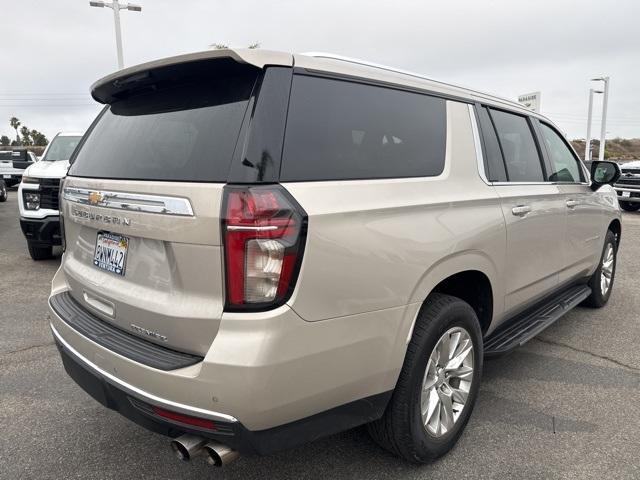 2021 Chevrolet Suburban Vehicle Photo in VENTURA, CA 93003-8585