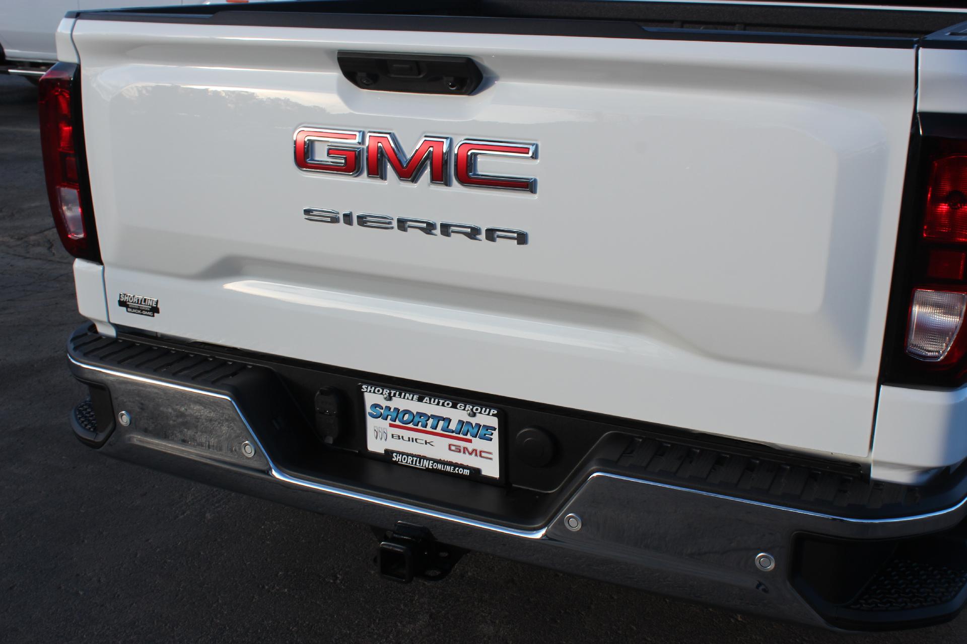 2025 GMC Sierra 1500 Vehicle Photo in AURORA, CO 80012-4011