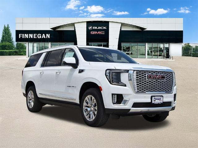 2024 GMC Yukon XL Vehicle Photo in ROSENBERG, TX 77471-5675