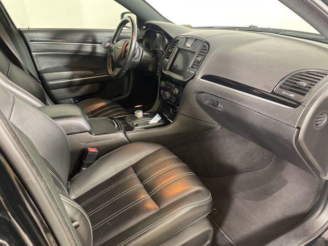 2022 Chrysler 300 Vehicle Photo in PHOENIX, AZ 85014-3381