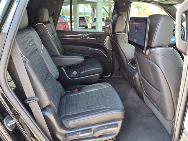 2023 Cadillac Escalade Vehicle Photo in TAMPA, FL 33612-3404