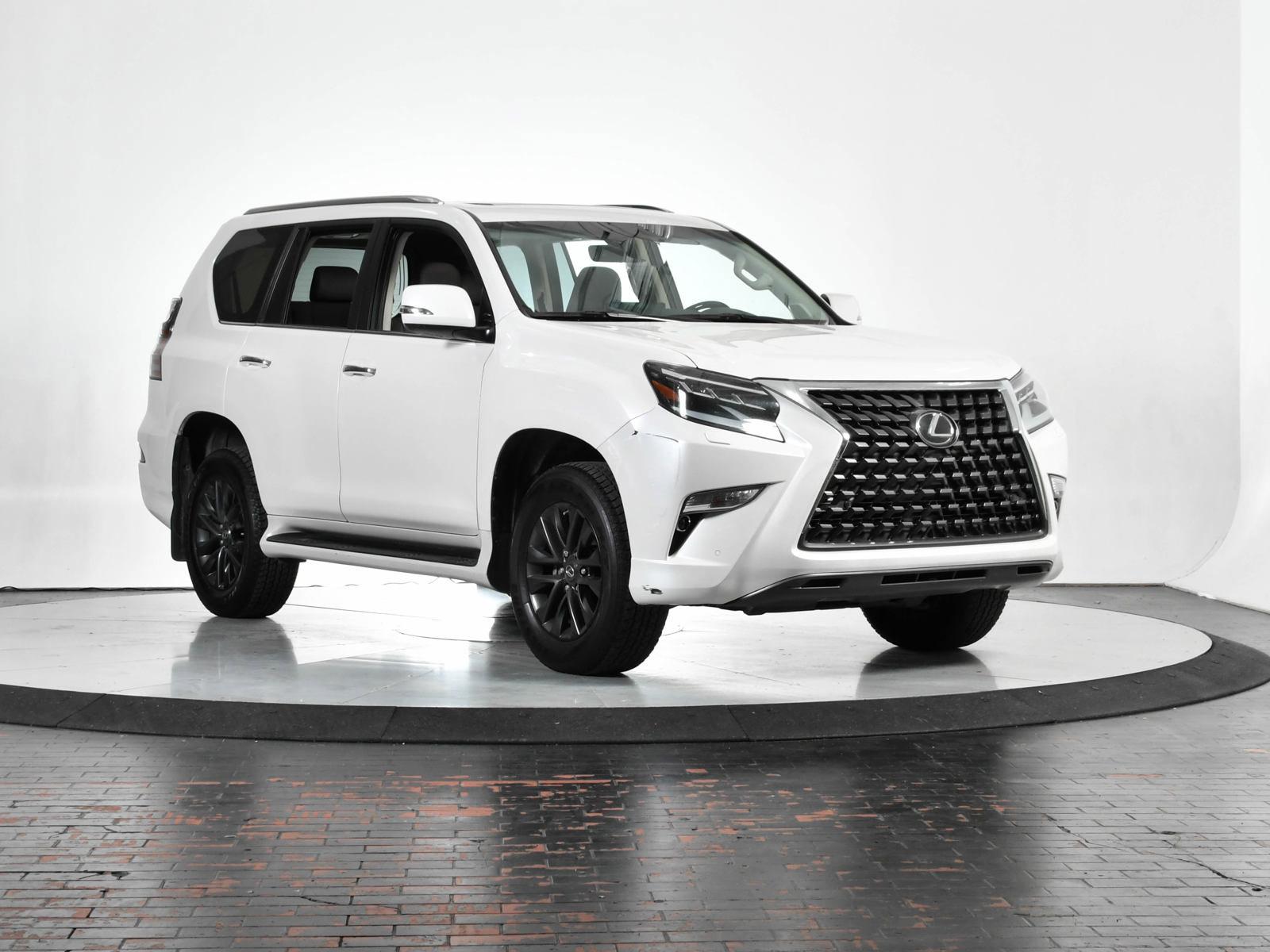 2023 Lexus GX 460 Vehicle Photo in DALLAS, TX 75235