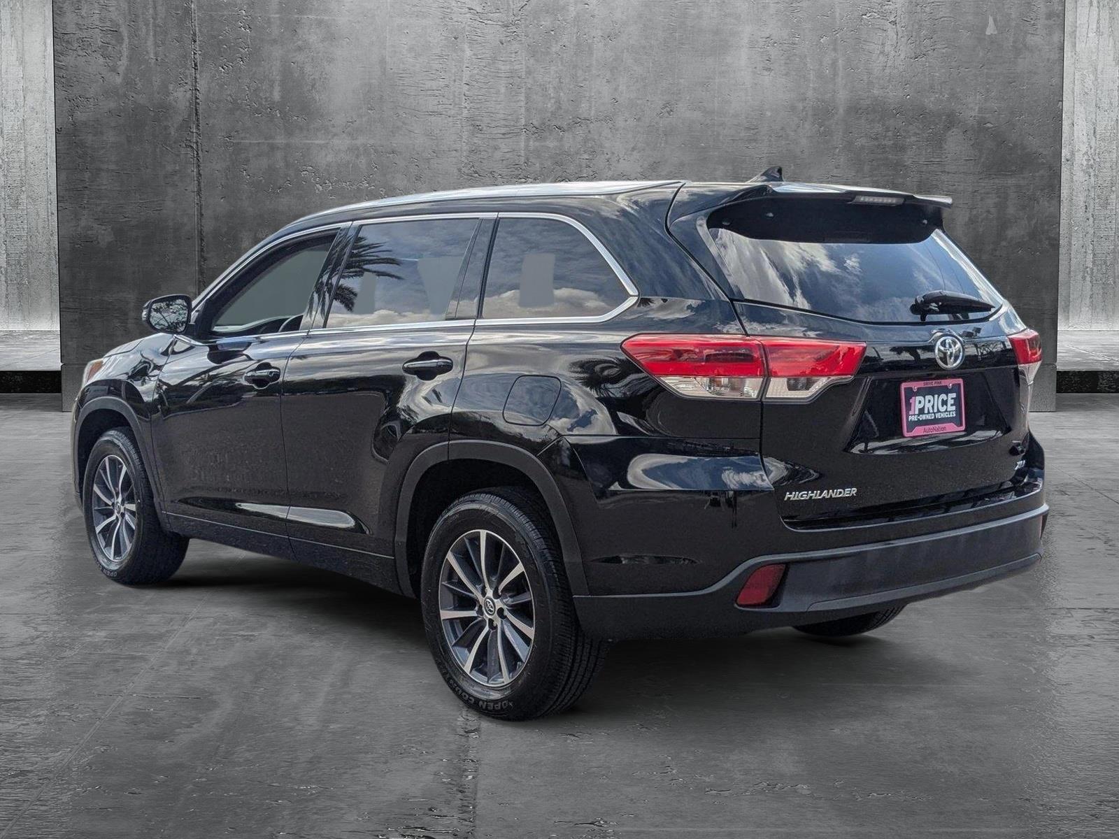 2018 Toyota Highlander Vehicle Photo in Wesley Chapel, FL 33544