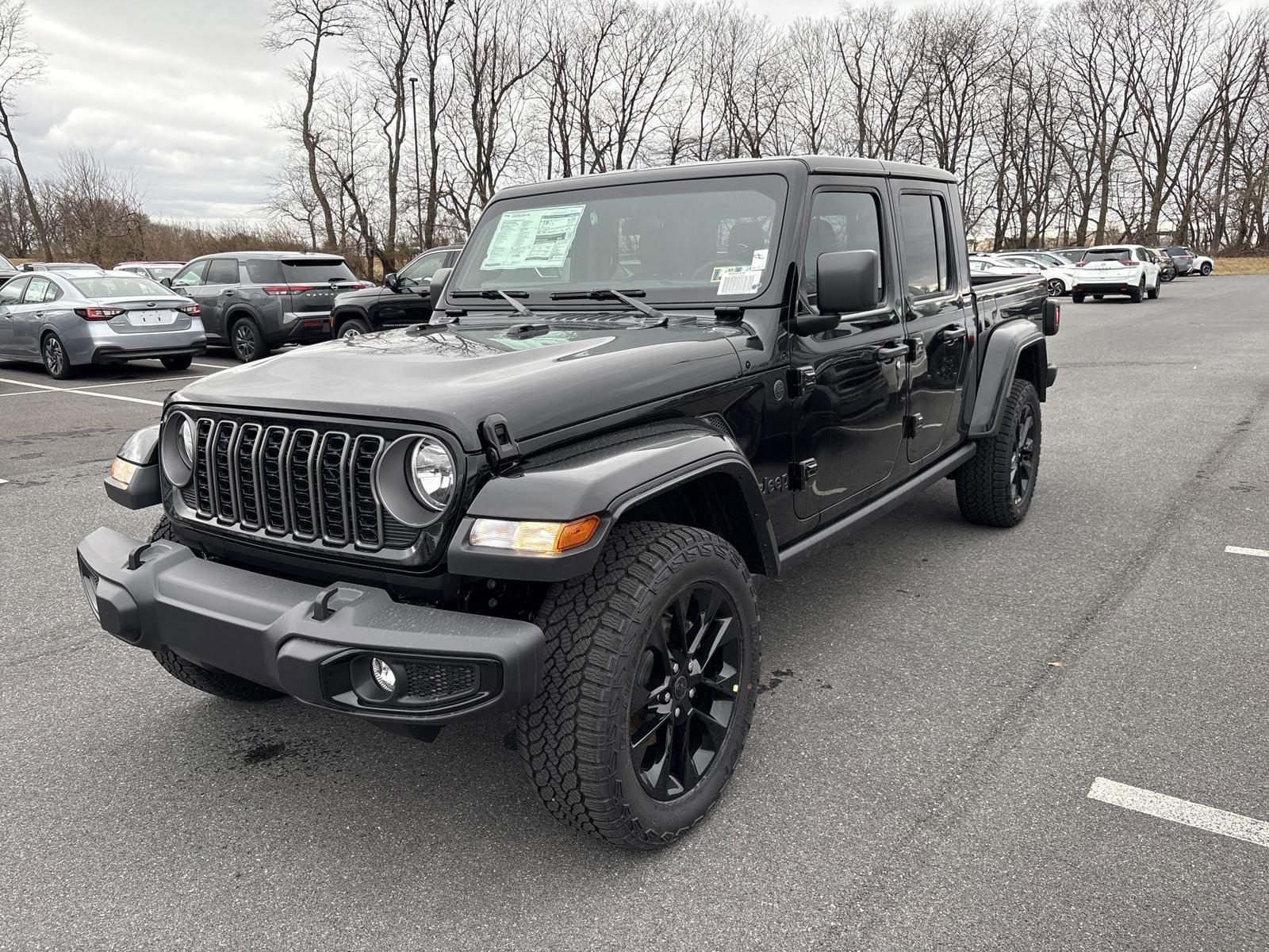 2025 Jeep Gladiator Vehicle Photo in Mechanicsburg, PA 17050-1707