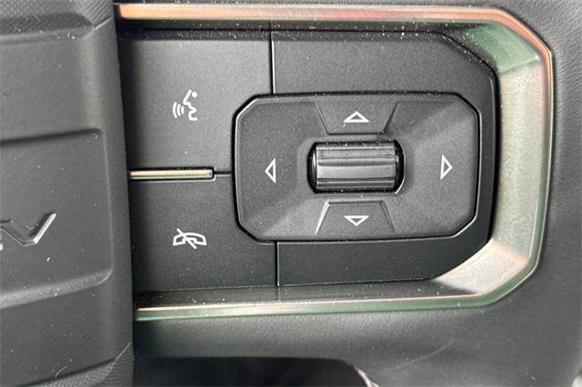 2025 GMC HUMMER EV SUV Vehicle Photo in ELK GROVE, CA 95757-8703