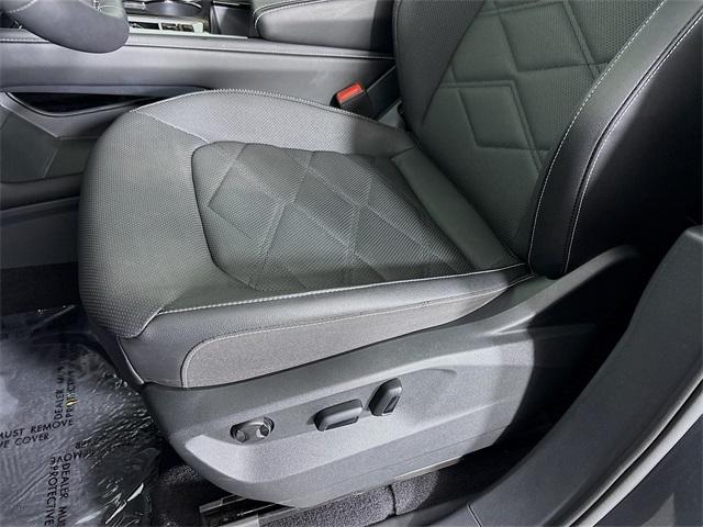 2024 Volkswagen Atlas Vehicle Photo in Puyallup, WA 98371