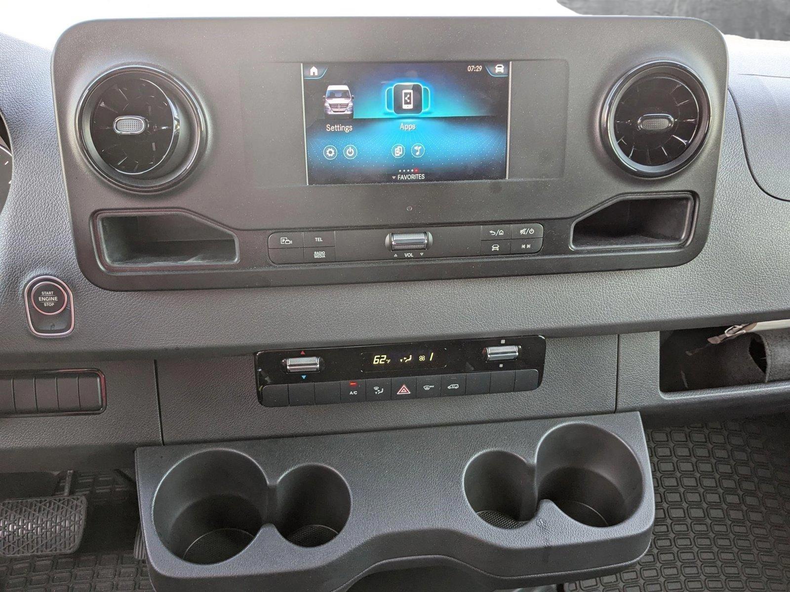 2024 Mercedes-Benz Sprinter Cargo Van Vehicle Photo in PEMBROKE PINES, FL 33024-6534