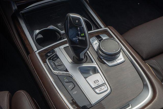2020 BMW 750i Vehicle Photo in DANBURY, CT 06810-5034