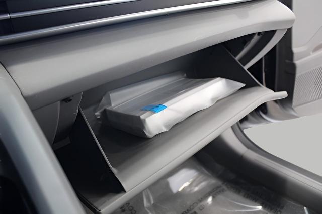 2022 Hyundai ELANTRA Vehicle Photo in Green Bay, WI 54304
