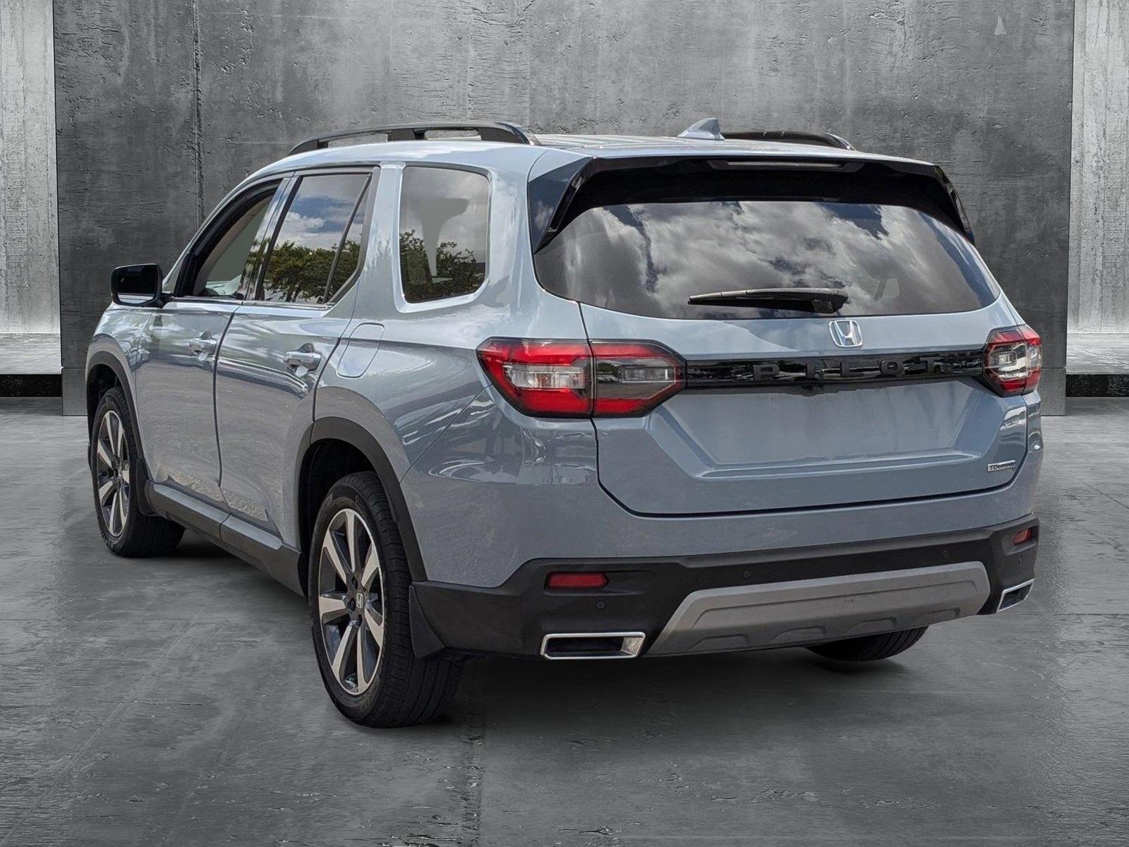 2023 Honda Pilot Vehicle Photo in Miami, FL 33015