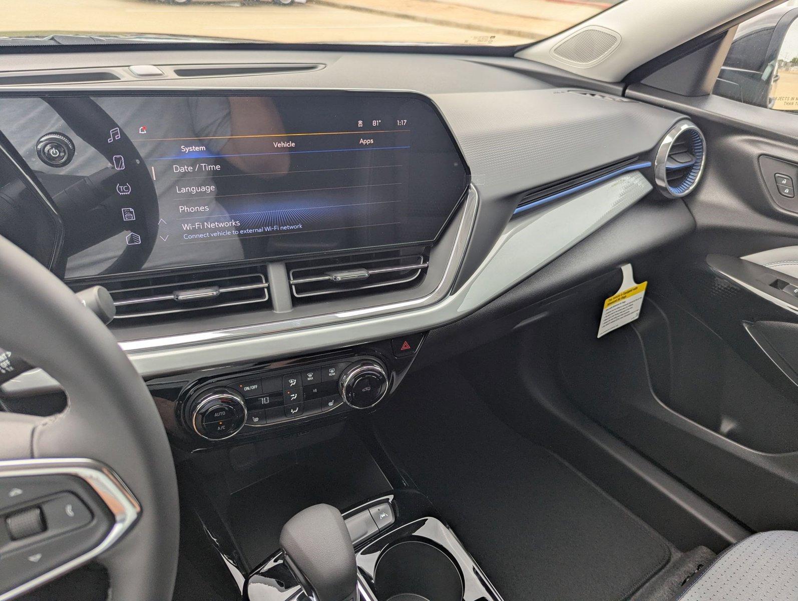 2025 Chevrolet Trax Vehicle Photo in CORPUS CHRISTI, TX 78412-4902