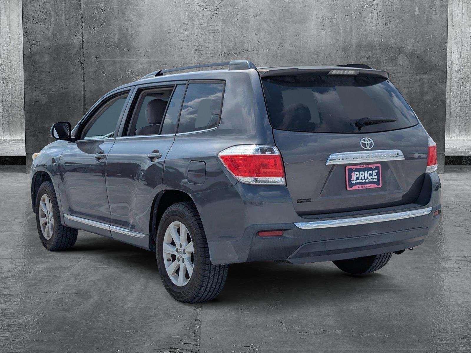 2013 Toyota Highlander Vehicle Photo in Ft. Myers, FL 33907
