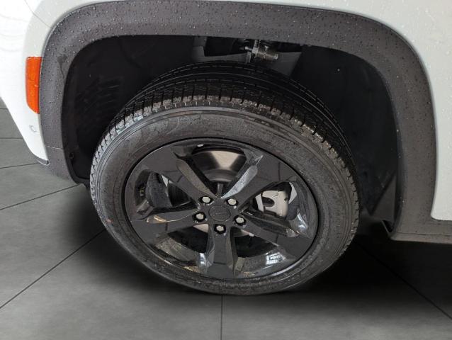 2025 Jeep Grand Cherokee L Vehicle Photo in Oshkosh, WI 54901