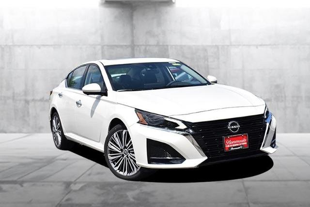 2025 Nissan Altima Vehicle Photo in Ballwin, MO 63011