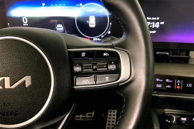 2023 Kia Sportage Vehicle Photo in Lees Summit, MO 64086