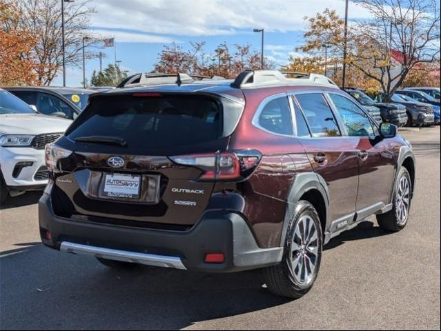 2024 Subaru Outback Vehicle Photo in Green Bay, WI 54304