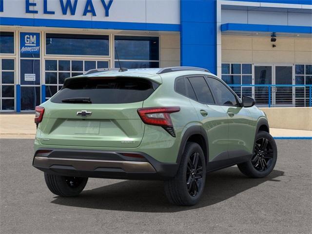 2025 Chevrolet Trax Vehicle Photo in ENGLEWOOD, CO 80113-6708