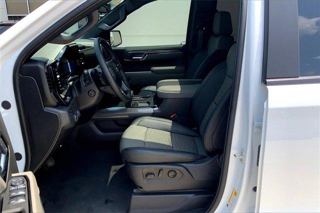 2025 Chevrolet Silverado 1500 Vehicle Photo in TOPEKA, KS 66609-0000