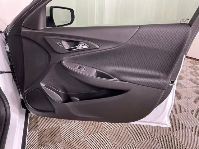2025 Chevrolet Malibu Vehicle Photo in PHOENIX, AZ 85014-3381