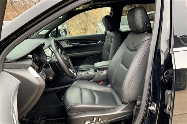2022 Cadillac XT6 Vehicle Photo in KANSAS CITY, MO 64114-4545