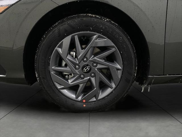 2025 Hyundai ELANTRA Hybrid Vehicle Photo in Appleton, WI 54913