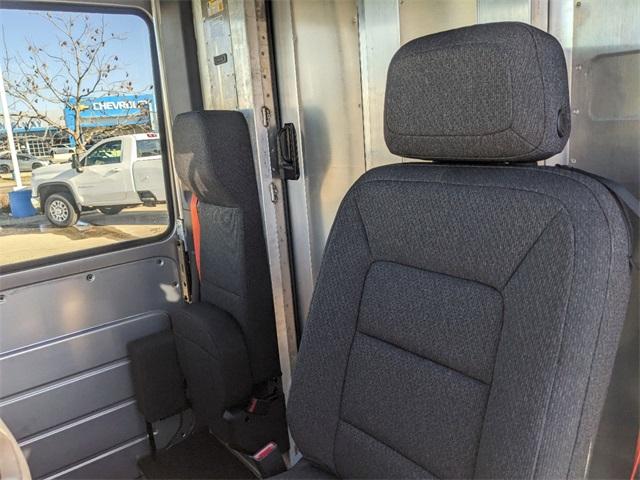 2025 Chevrolet BrightDrop 600 Vehicle Photo in ENGLEWOOD, CO 80113-6708