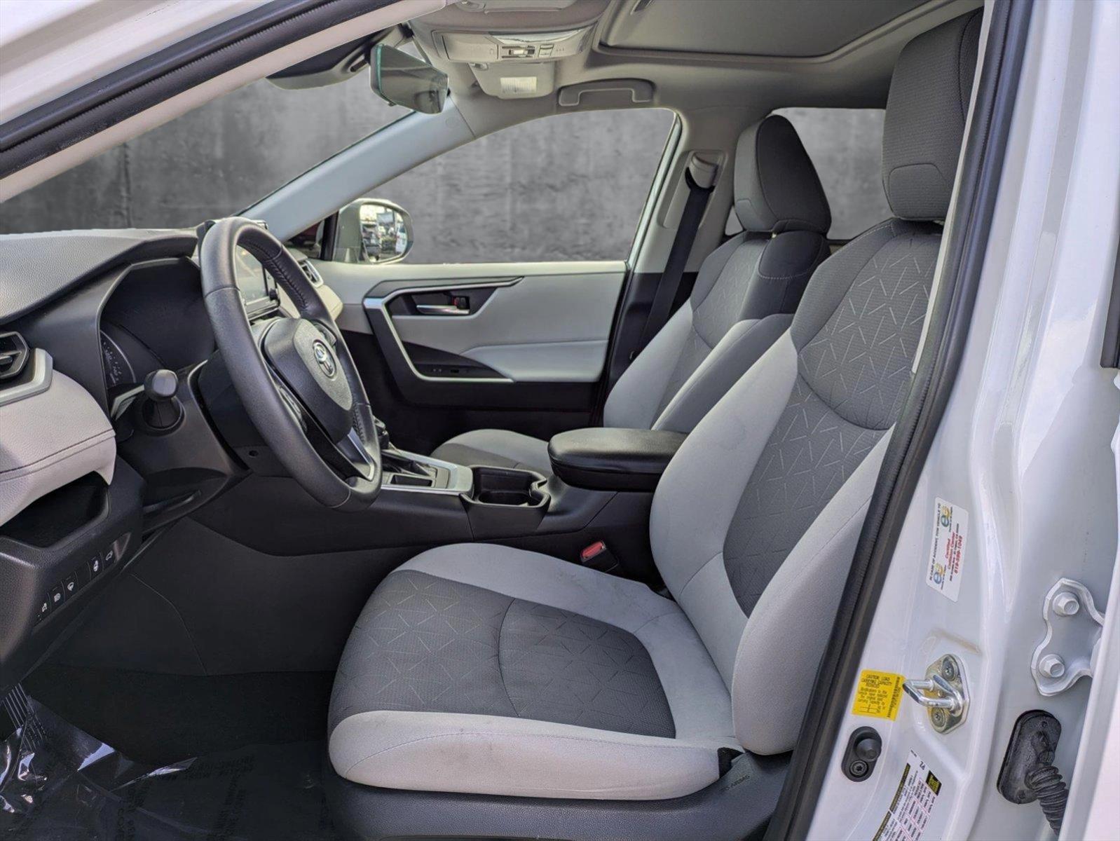 2021 Toyota RAV4 Vehicle Photo in Tustin, CA 92782