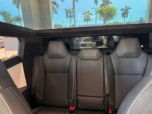 2024 Tesla Cybertruck Vehicle Photo in DELRAY BEACH, FL 33483-3294