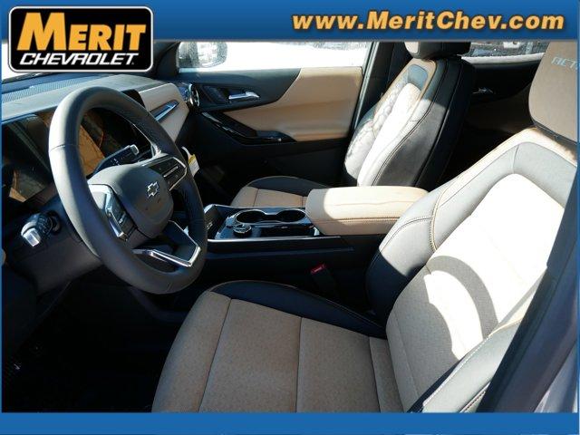 2025 Chevrolet Equinox Vehicle Photo in MAPLEWOOD, MN 55119-4794