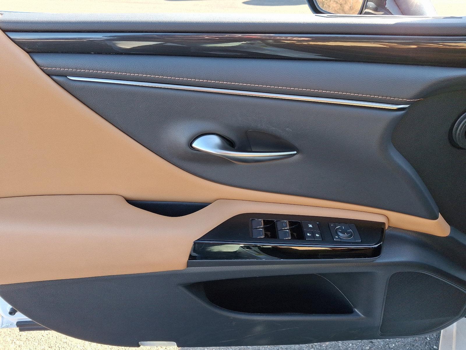 2022 Lexus ES 350 Vehicle Photo in Trevose, PA 19053