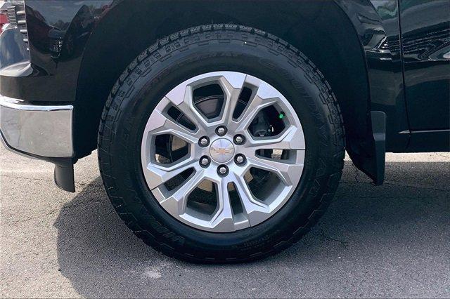 2024 Chevrolet Silverado 1500 Vehicle Photo in INDEPENDENCE, MO 64055-1377