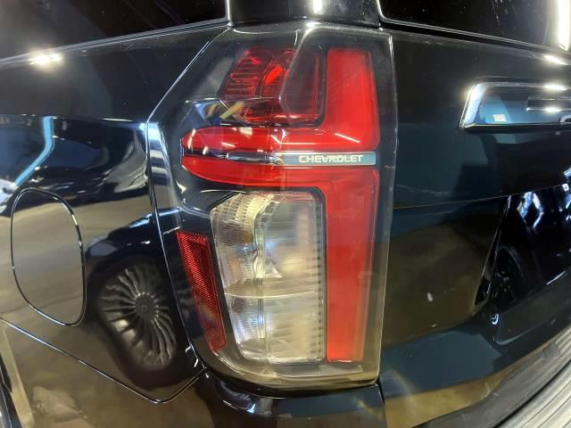 2023 Chevrolet Suburban Vehicle Photo in Roslyn, NY 11576