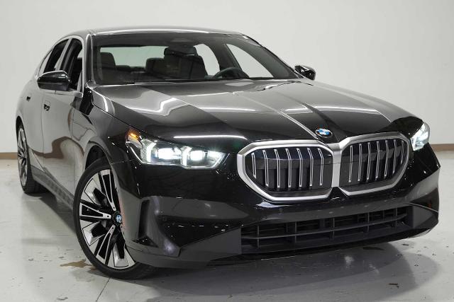 2024 BMW 530i xDrive Vehicle Photo in GRAPEVINE, TX 76051