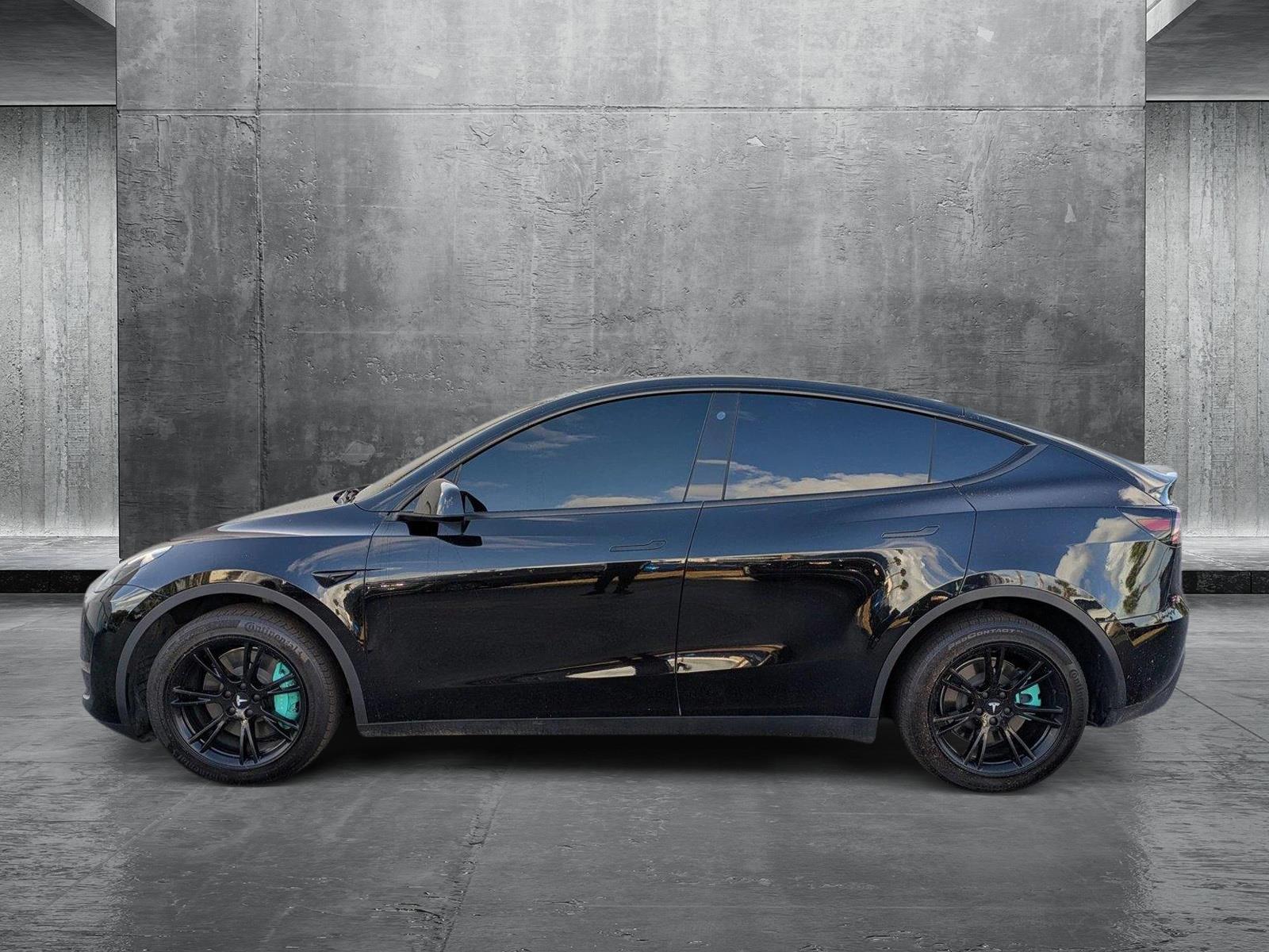 2023 Tesla Model Y Vehicle Photo in WEST PALM BEACH, FL 33407-3296