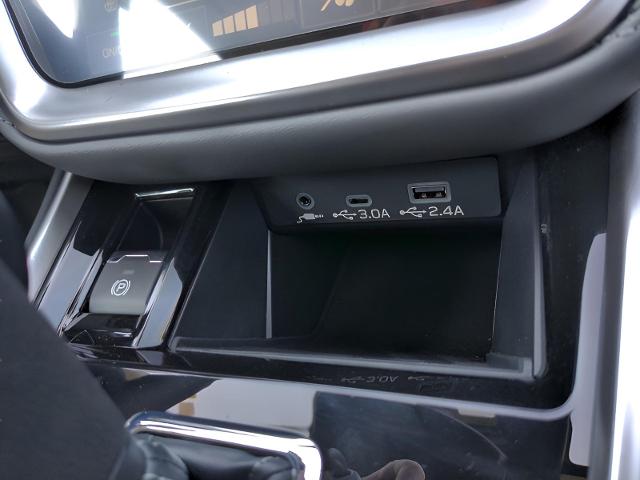 2025 Subaru Outback Vehicle Photo in Green Bay, WI 54304