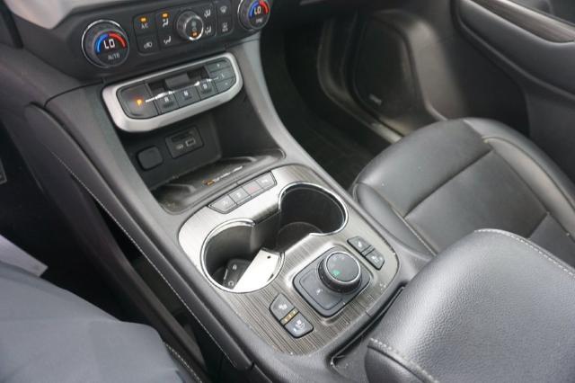 2022 GMC Acadia Vehicle Photo in FAIRMONT, WV 26554-2318