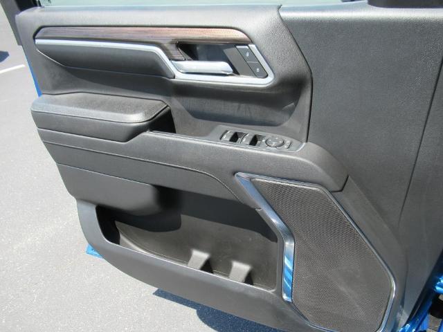 2023 Chevrolet Silverado 1500 Vehicle Photo in LEESBURG, FL 34788-4022