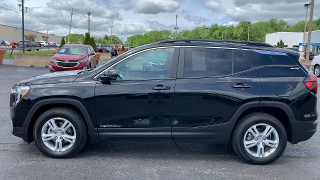 2022 GMC Terrain Vehicle Photo in MOON TOWNSHIP, PA 15108-2571