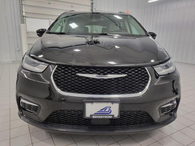 2021 Chrysler Pacifica Vehicle Photo in NEENAH, WI 54956-2243