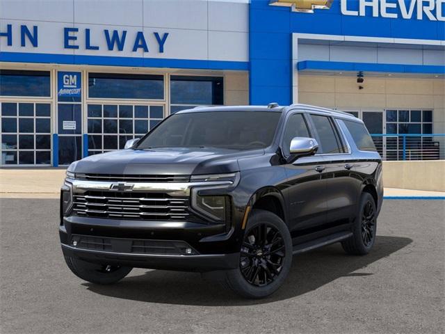 2025 Chevrolet Suburban Vehicle Photo in ENGLEWOOD, CO 80113-6708