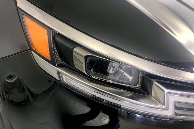 2024 Kia Carnival Vehicle Photo in Lees Summit, MO 64086