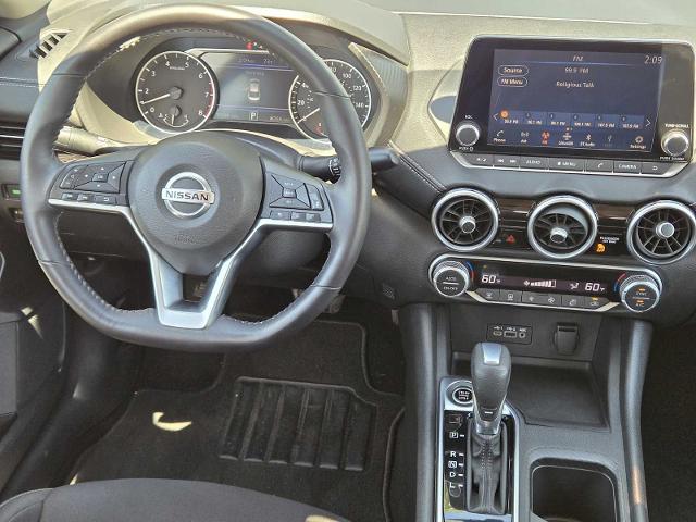 2020 Nissan Sentra Vehicle Photo in DENTON, TX 76210-9321