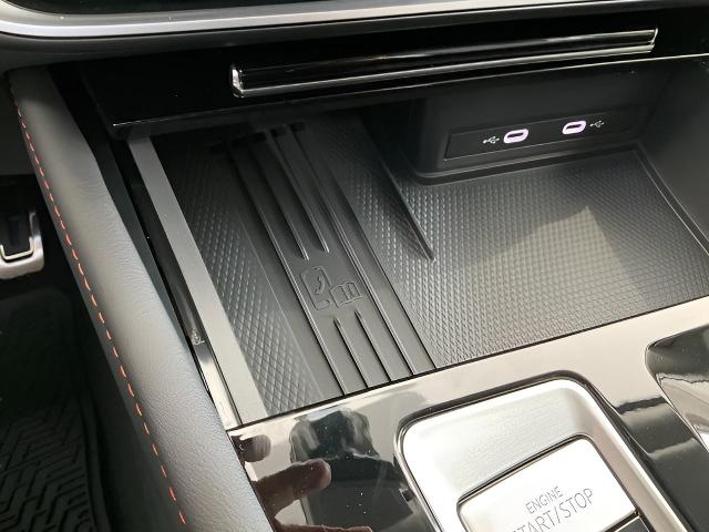2025 Volkswagen Atlas Vehicle Photo in Oshkosh, WI 54904