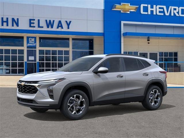2025 Chevrolet Trax Vehicle Photo in ENGLEWOOD, CO 80113-6708