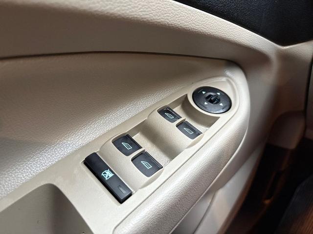2017 Ford Escape Vehicle Photo in Statesboro, GA 30458