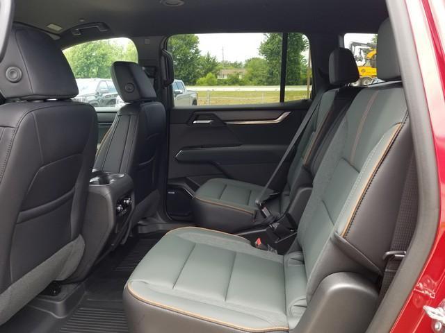 2025 GMC Acadia Vehicle Photo in ELYRIA, OH 44035-6349