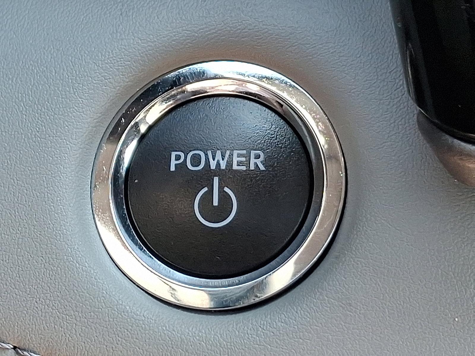 2023 Toyota Highlander Vehicle Photo in Trevose, PA 19053
