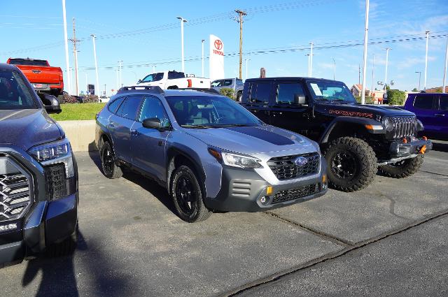 2022 Subaru Outback Vehicle Photo in Riverdale, UT 84405