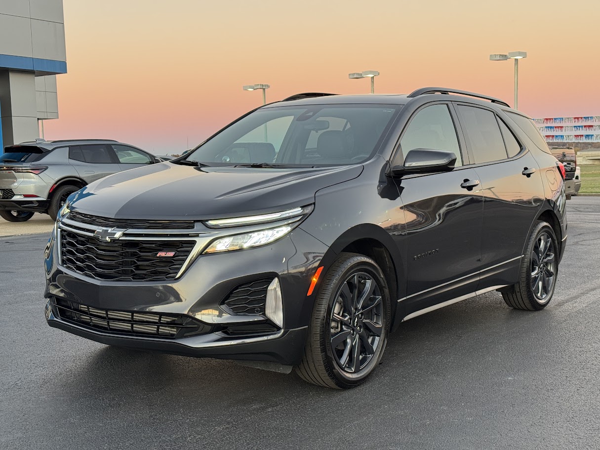 2022 Chevrolet Equinox Vehicle Photo in BOONVILLE, IN 47601-9633